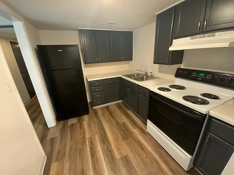 Anthony Street Condos — Photo 40
