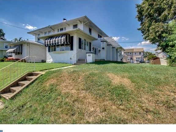 2nd image of 505 Trites Ave