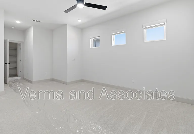 1240 Mammoth St — Photo 30