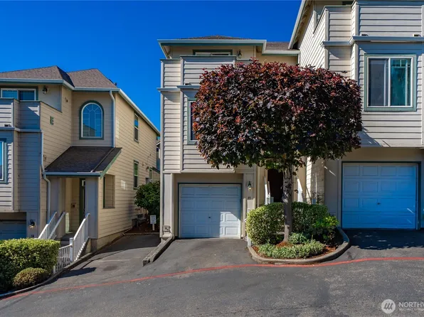 821 Sunset Boulevard NE #F1, Renton, WA 98056