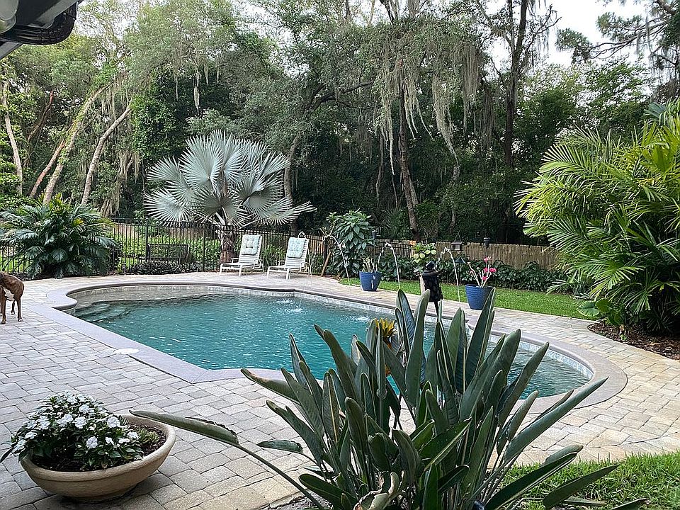 2nd image of 3421 Dawn Ct