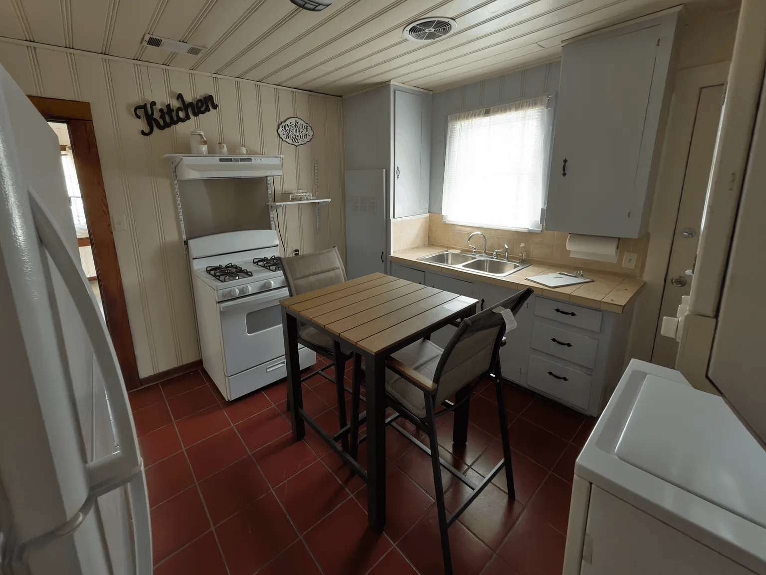 1 bed, 750 sqft, $750 — Photo 3