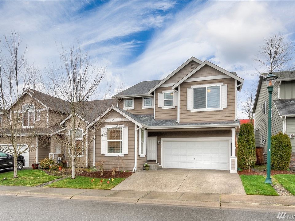 Everything you have been looking for... enviable location, beautiful home, desirable community!
