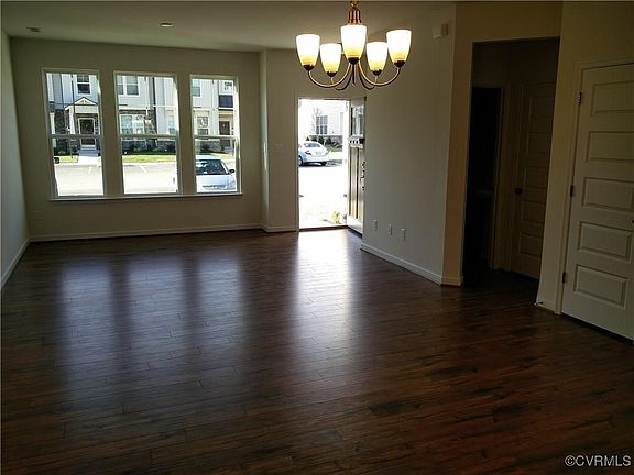 4th image of 10505 Marions Way