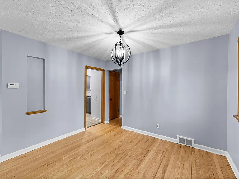 6229 Stanbury Rd — Photo 19