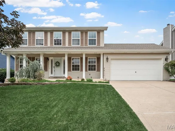 7437 Little Oaks Dr, O'Fallon, MO 63368
