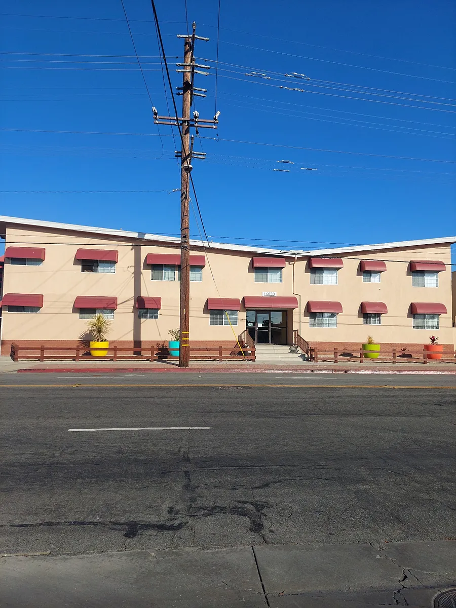 Building Photo - Van Ness Apartments
