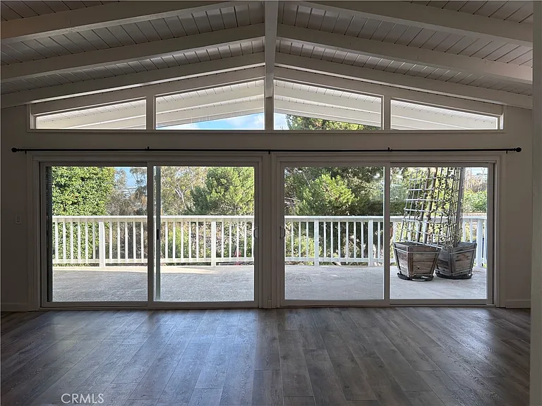 26305 Via California #A — Photo 3