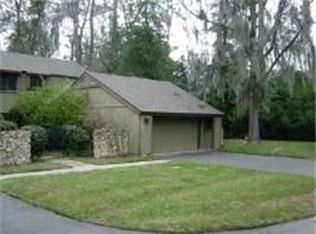 1645 NW 19th Cir, Gainesville, FL 32605