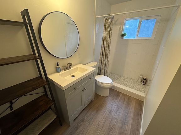 3rd image of 841 Merced Ave #3