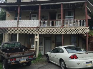 17 Cambria St, Plymouth, PA 18651