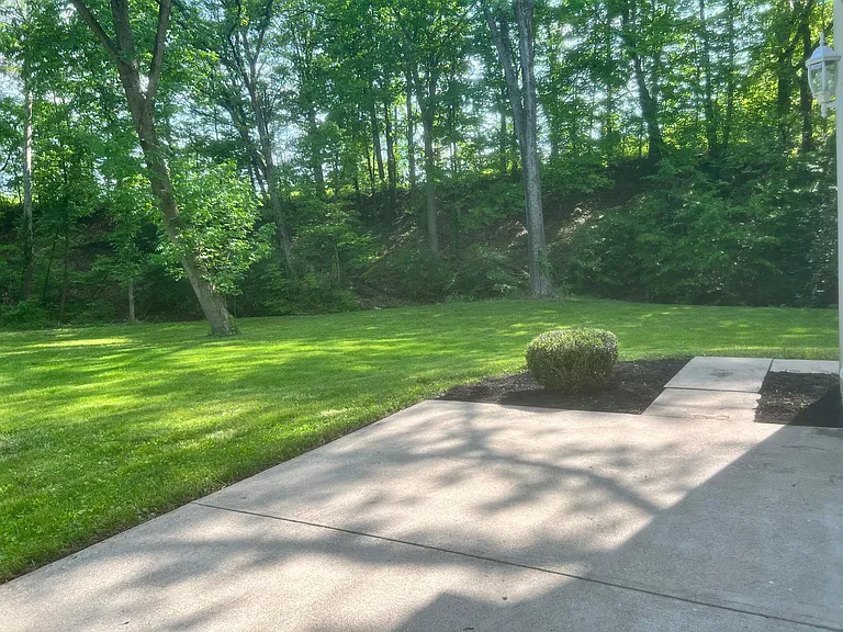 2581 Pleasantville Rd NW — Photo 3