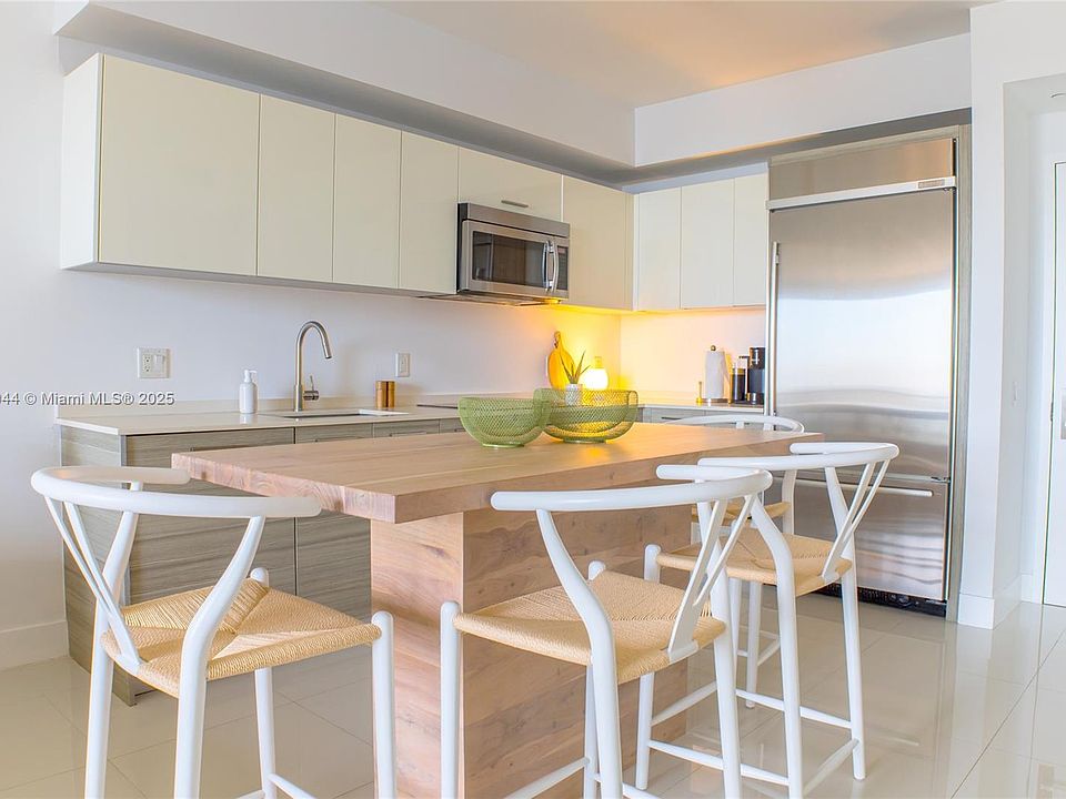 1st image of 1300 Brickell Bay Dr #1508