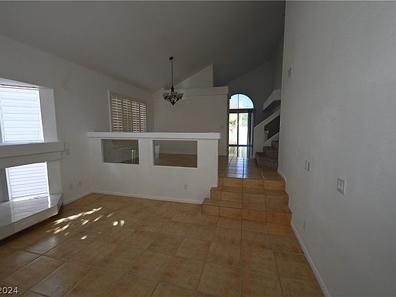 5th image of 9529 Orchid Bay Dr