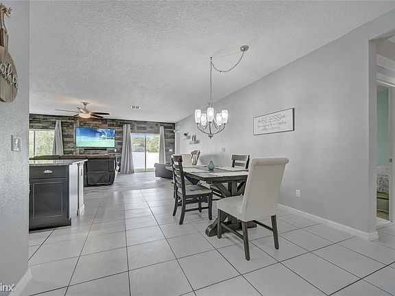 5th image of 15551 Gemini Dr