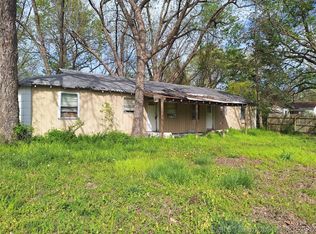 421 W 8th St, Chelsea, OK 74016