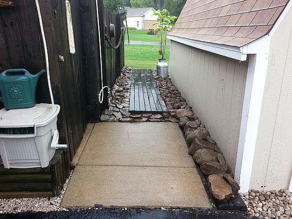 Path Between Fence/Shed