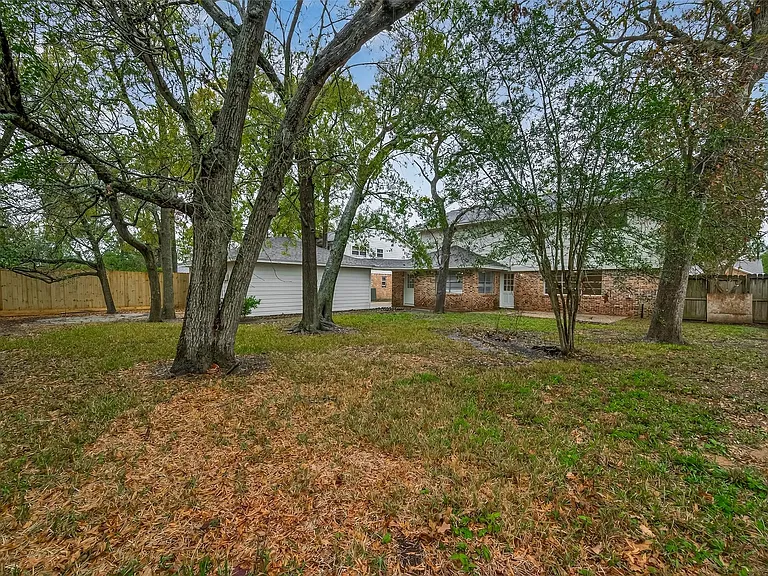422 Willow Vista Dr — Photo 48