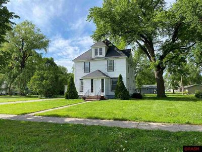 423 1st Ave NW, Winnebago, MN, 56098