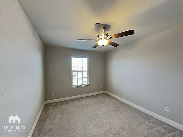 1051 Kenney Fort Xing #49 — Photo 15