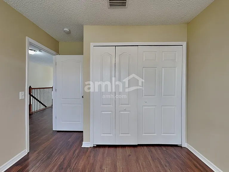 1226 Loretto Cir — Photo 19