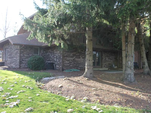 3rd image of 1120D Aspen Ct