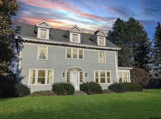 3515 Rosendale Rd, Niskayuna, NY 12309