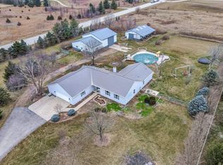 354 County Road 2650 N, Mahomet, IL 61853