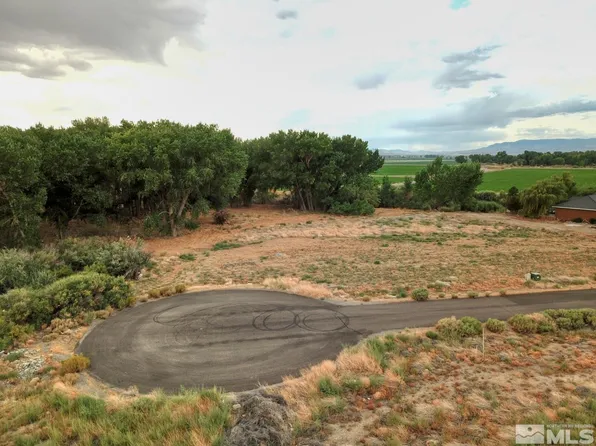 11 Margaroli Way, Yerington, NV 89447