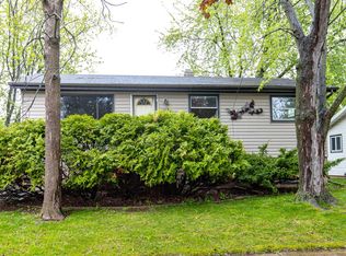 1208 E Layton Ave, Appleton, WI 54915