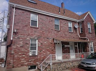 1 Crossland Pl, Brighton, MA 02135