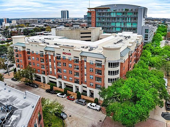 2nd image of 300 Saint Joseph Pkwy APT 210