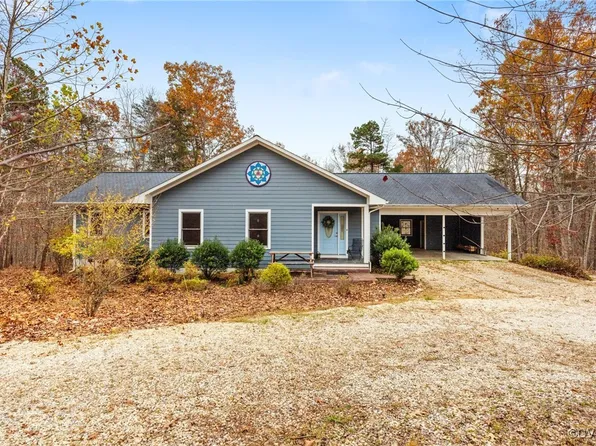 522 Unity Pl, Buckingham, VA 23921