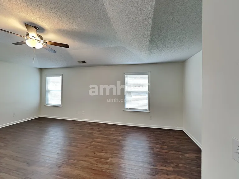 2116 Maple Tree Ct — Photo 12
