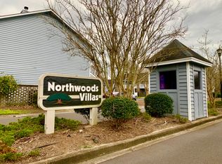 2435 Woodstock Ave, North Charleston, SC 29406