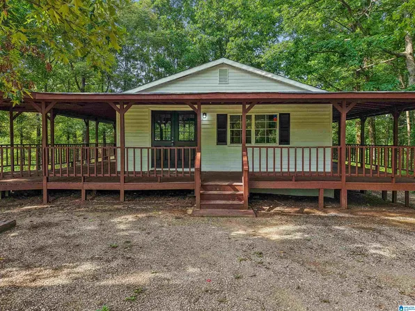 6086 Castle Heights Rd, Morris, AL 35116
