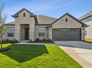 679 Cherry Bark Trl, Waxahachie, TX 75165