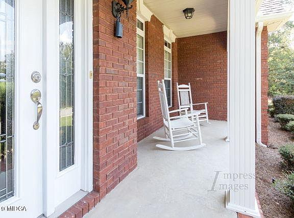 2nd image of 120 Golden Oak Dr