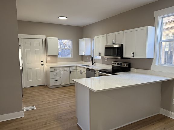 5th image of 4290 Verne Ave #1