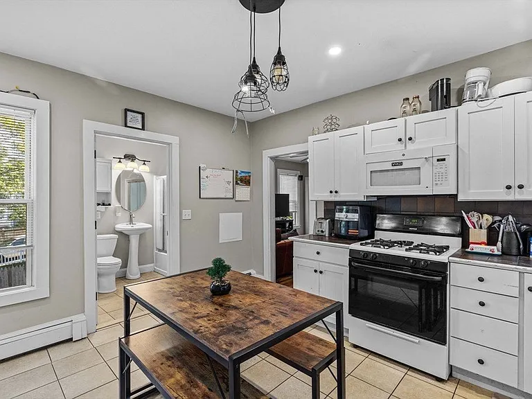 43 Samoset St #2 — Photo 2