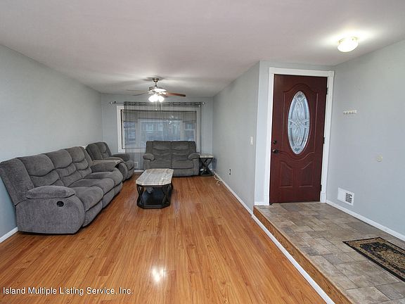 3rd image of 419 Pompey Ave