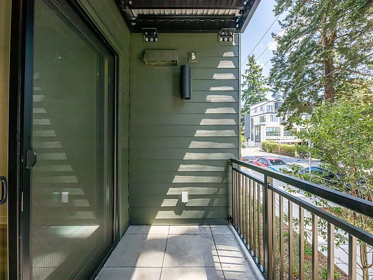Back Patio, big enough for a Gas Grill and Chairs