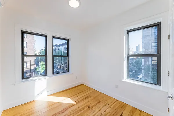 Rented by C2R Management LLC | media 11