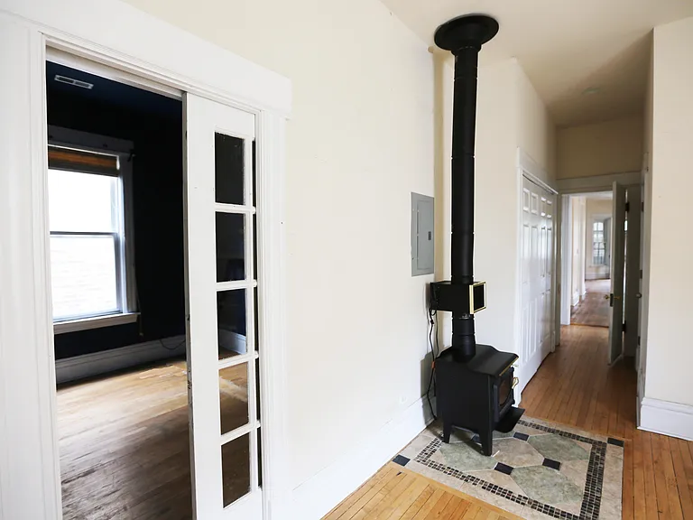 1239 W Winnemac Ave #2 — Photo 10