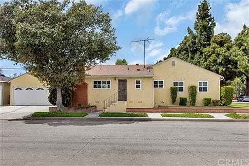 2nd image of 3827 Knoxville Ave