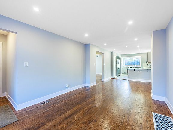 4th image of 6210 S Keeler Ave