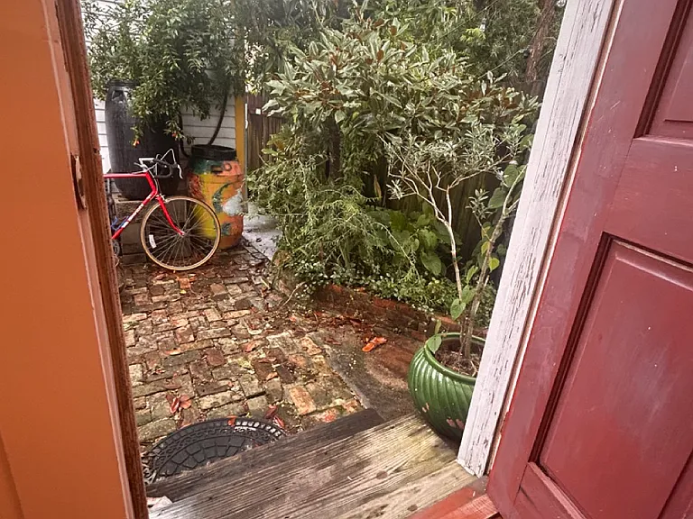 2472 Dauphine St #B — Photo 35