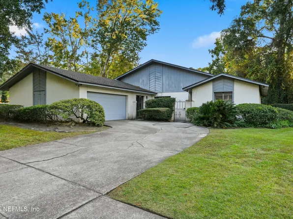 10340 NAKEMA Drive W, Jacksonville, FL 32257