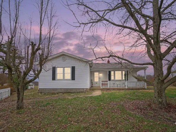 2840 Boggs Rd, Zanesville, OH 43701