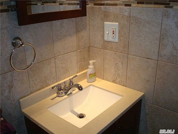 5th image of 13718 167th St